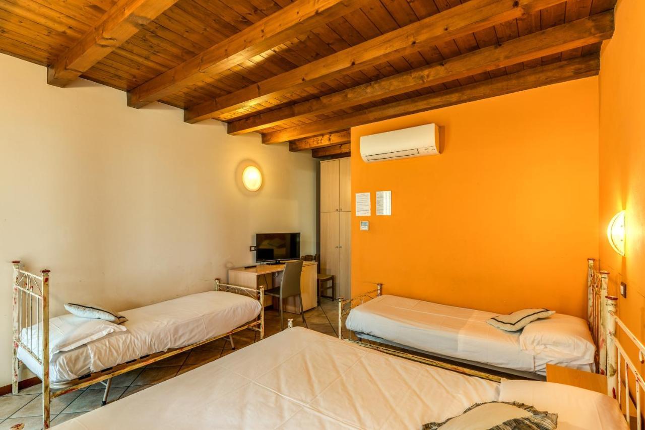 Agriturismo Pozzo Fiorito Castiglione Delle Stiviere Exteriör bild
