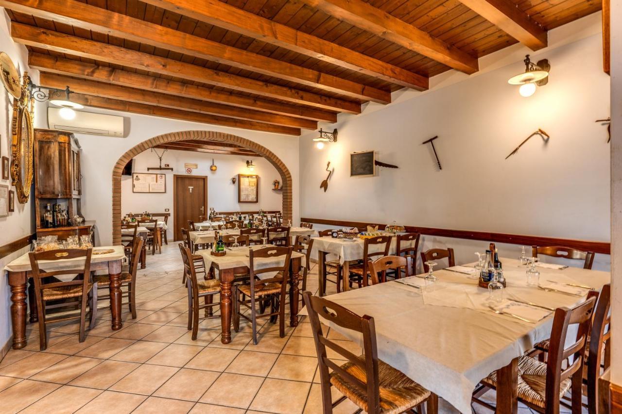 Agriturismo Pozzo Fiorito Castiglione Delle Stiviere Exteriör bild