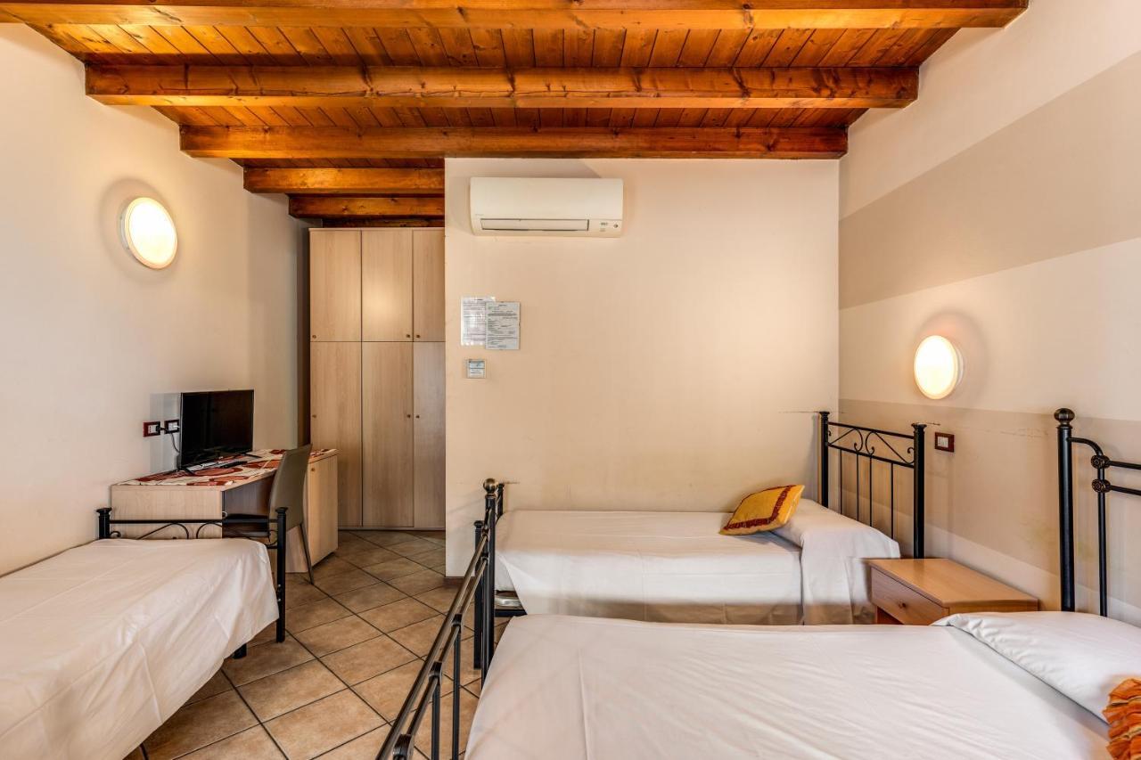 Agriturismo Pozzo Fiorito Castiglione Delle Stiviere Exteriör bild